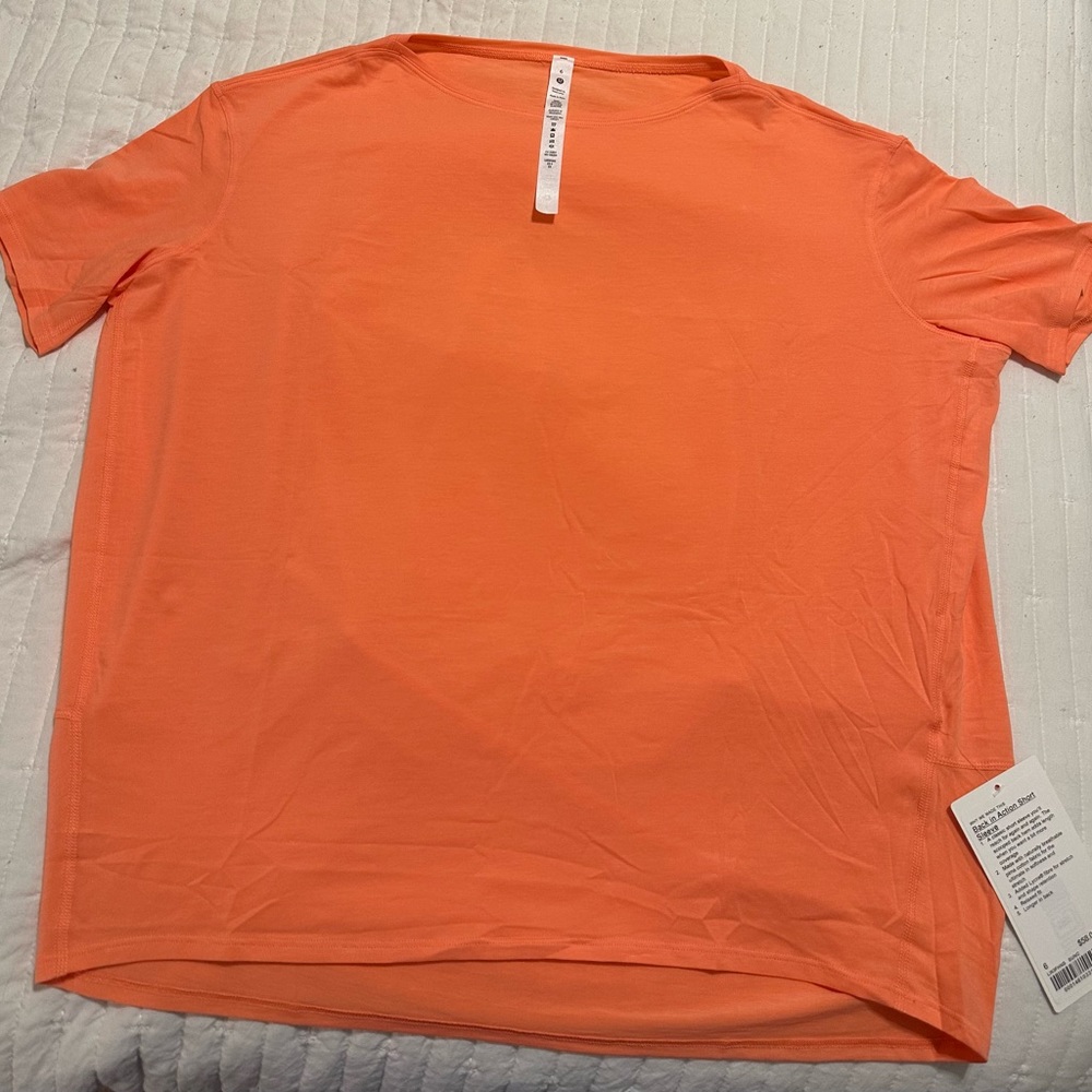Lululemon Back in Action short sleeve shirt